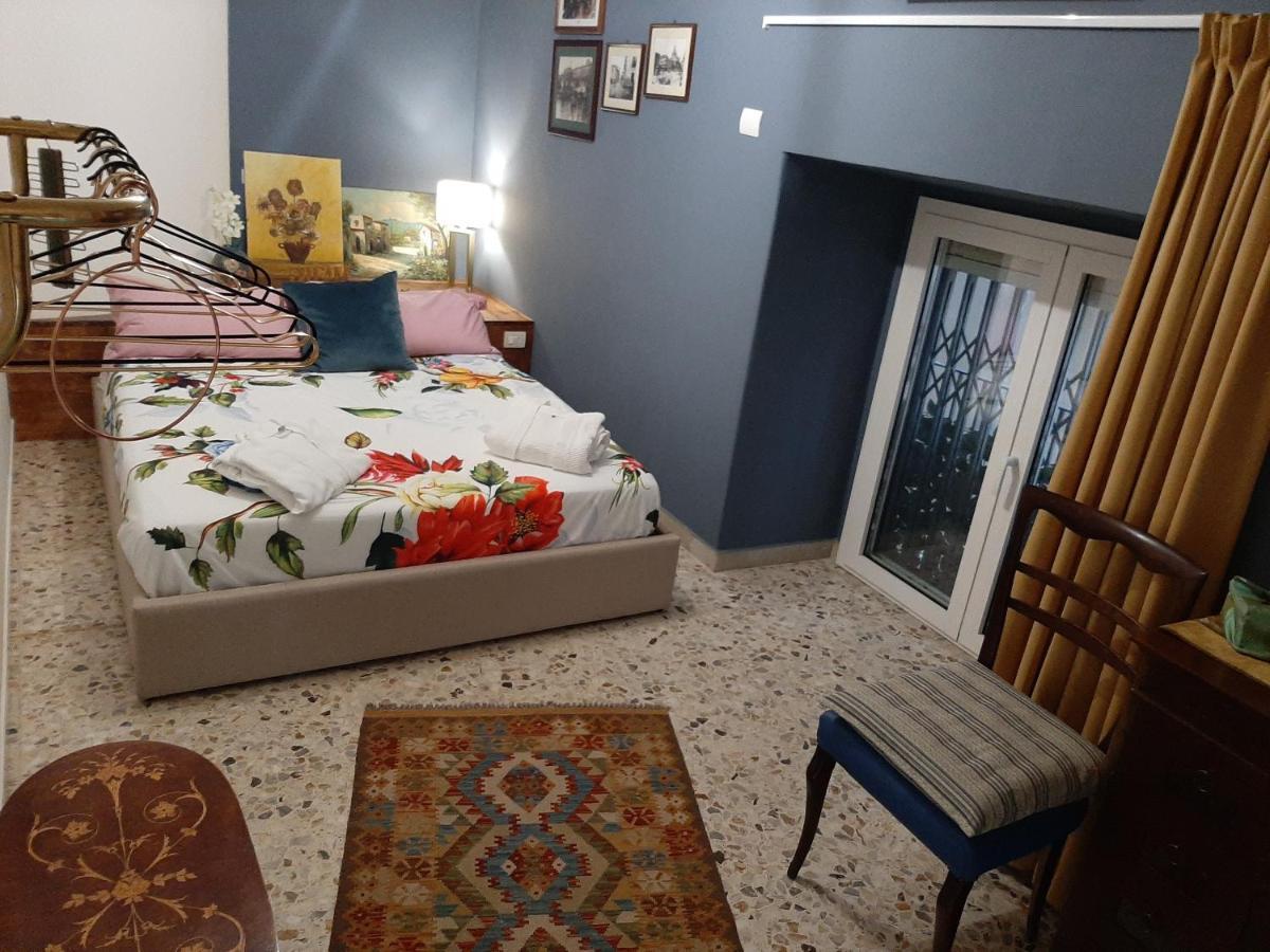 Villa Casa Famoso à Catane Extérieur photo