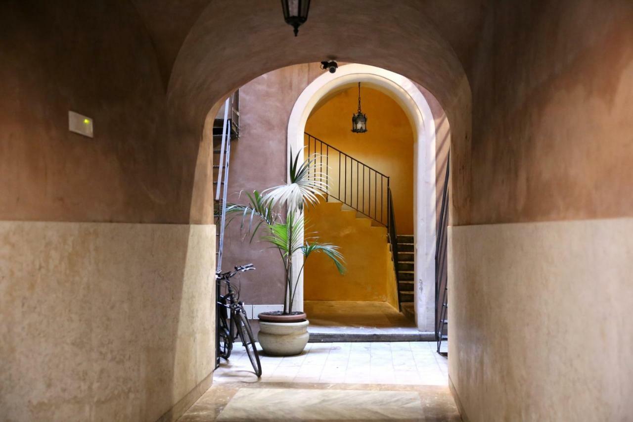 Villa Casa Famoso à Catane Extérieur photo